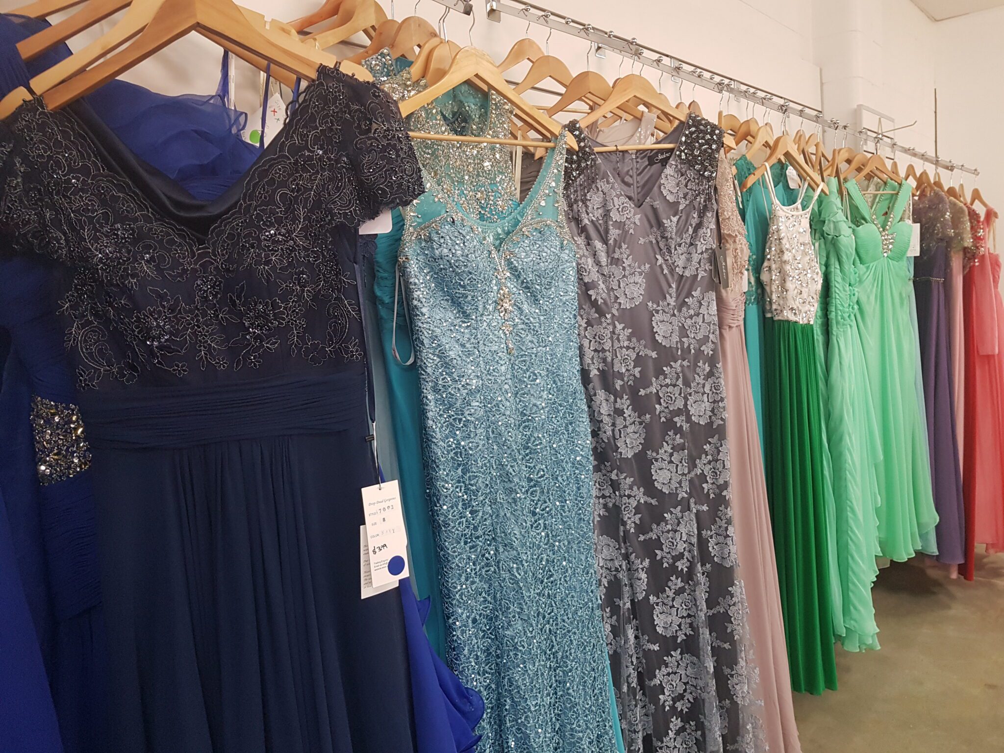 2nd hand evening gowns